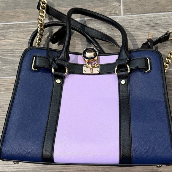 EUC Dasein vegan leather shoulder/hand bag - Picture 4 of 6